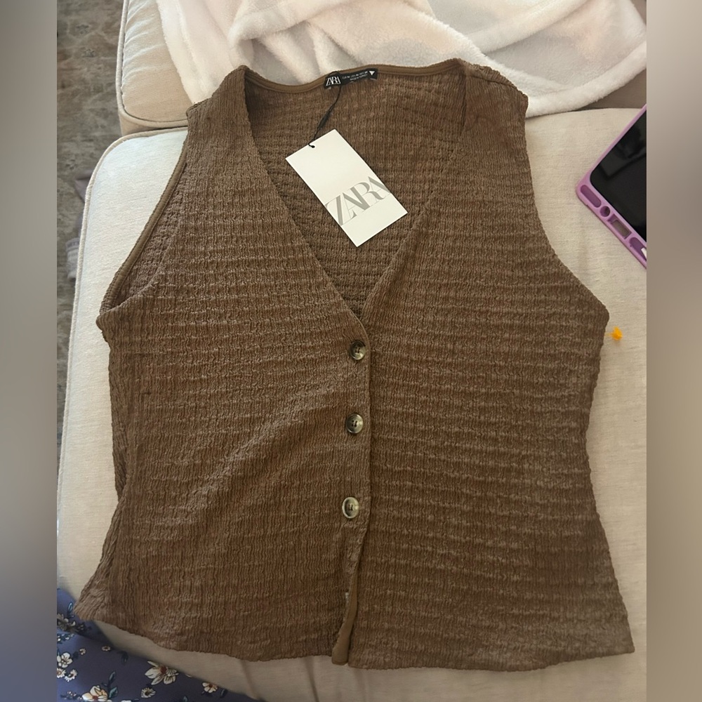 ••NWT Zara Mocha Knit Vest Brown Button Down V Neck Size Medium Textured